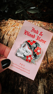 Ink & Blood Rose – Biker Skull Tattoo Hard Enamel Pin