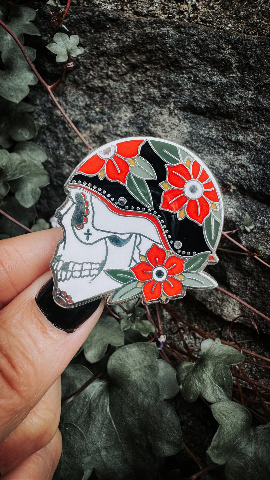 Ink & Blood Rose – Biker Skull Tattoo Hard Enamel Pin