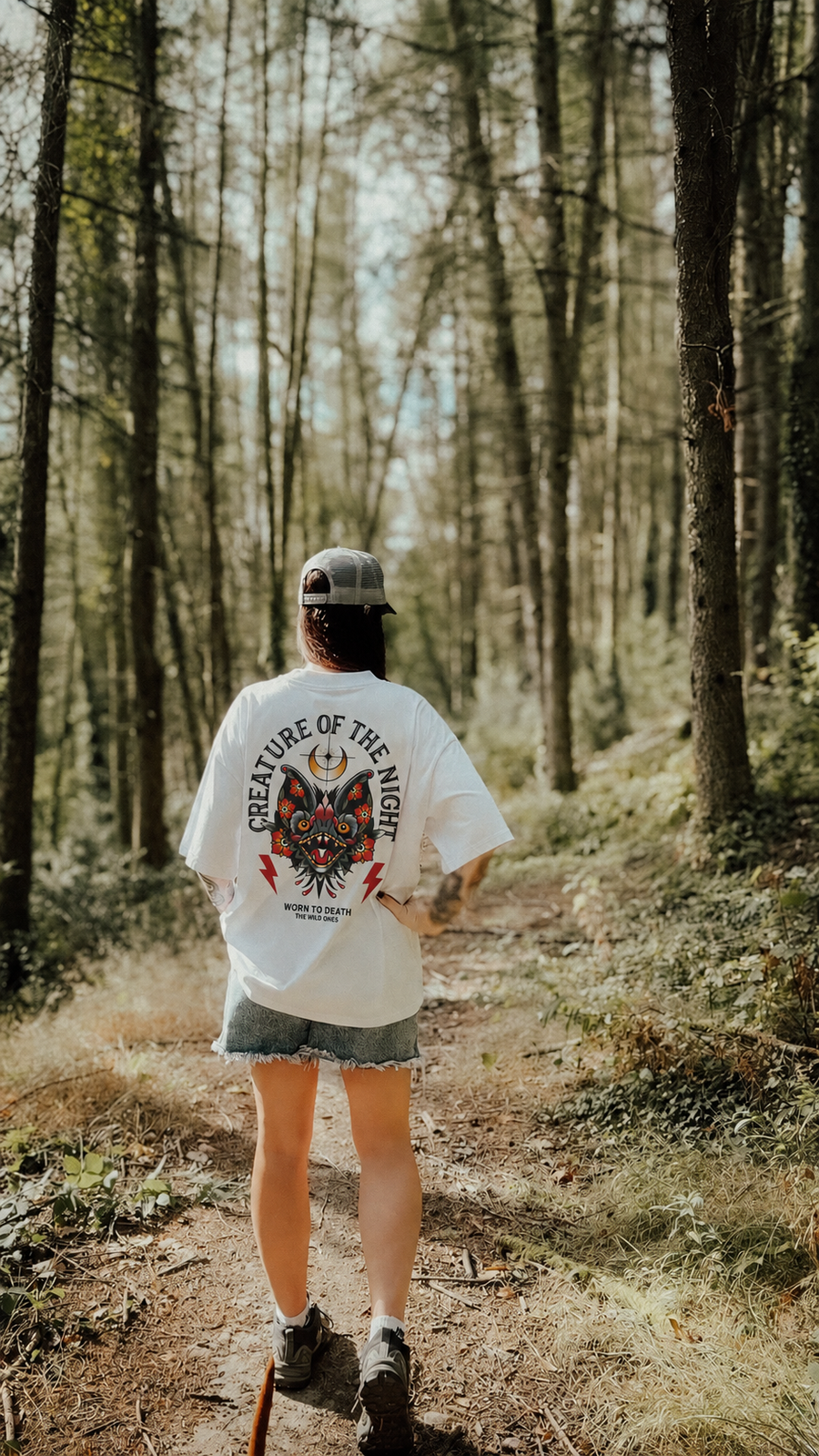 Creature of the Night – Bat Tattoo Oversized T-Shirt – White