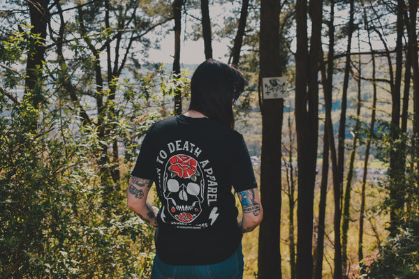 Worn To Death Skulls & Roses Black T-shirt - front and back print