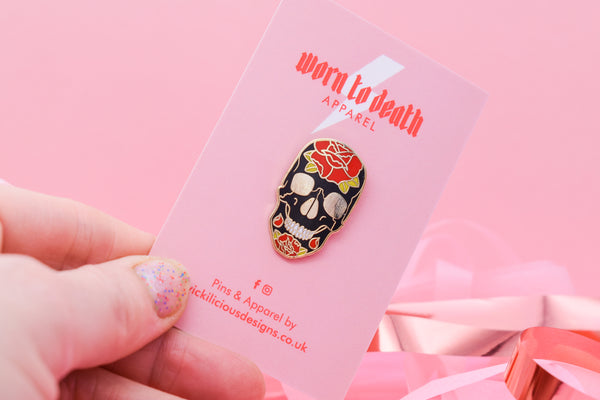 Skulls & Roses Hard Enamel Pin Gold