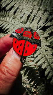 IN OMNIA PARATUS umbrella tattoo hard enamel pin