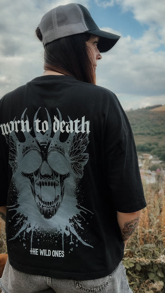 Butterfly Skull Relaxed T-Shirt – Black | Hypster Fit