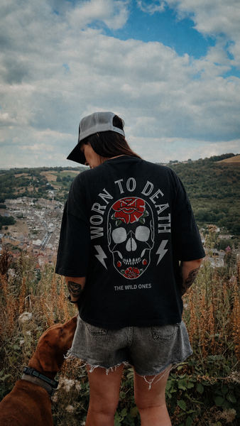 Skulls & Roses Premium Heavyweight T-Shirt