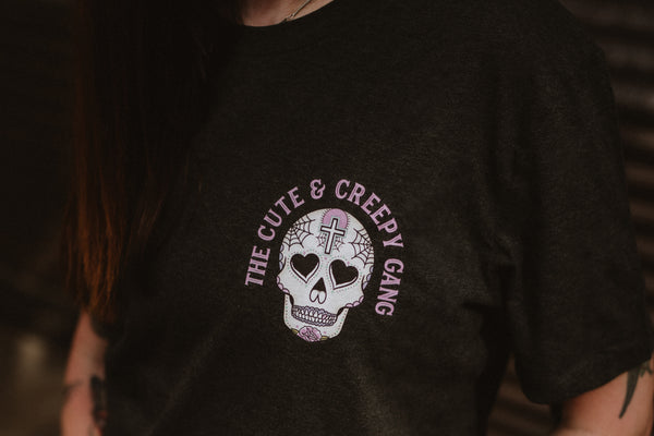 Cute & Creepy Gang | Dead Cute Sugar Skull Pink Cross & Rose | Back & front Print Grey T-shirt