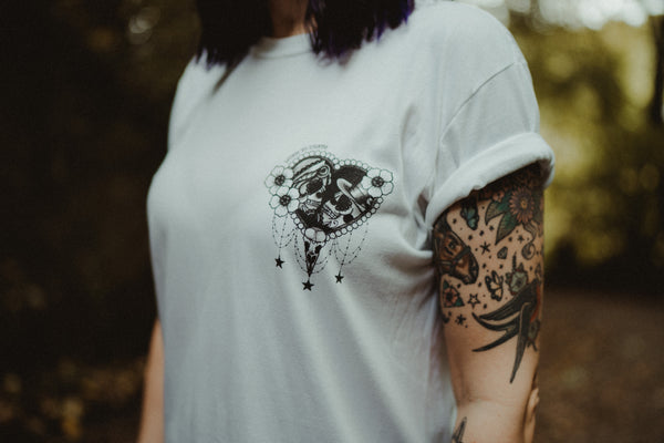 Worn to Death Skeleton Bride & Groom T-shirt